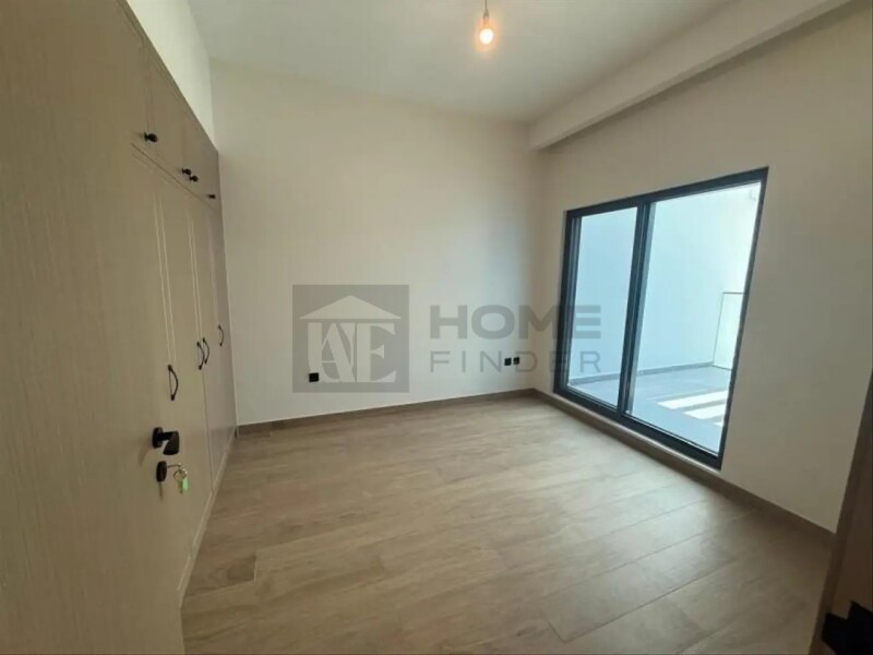 Apartment for Rent in Damac Lagoons - Santorini's, Dubai - Single Row | Upgraded Kitchen | Middle Unit at 210000 AED