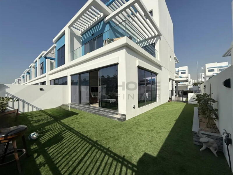 Townhouse for Rent in Damac Lagoons - Santorini 1, Dubai - Luxury Corner 5BR + Maid Villa | Private Garden at 230000 AED