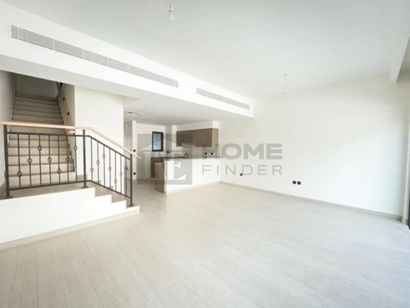 Townhouse for Rent in Damac Lagoons - Santorini 2, Damac Lagoons, Dubai - Brand New | Close to Lagoon | Private Garden at 200000 AED