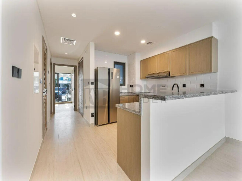 Townhouse for Rent in Santorini's - Damac Lagoons, Dubai - 4 Bedroom | DAMAC Lagoons | Prime Location at 160000 AED