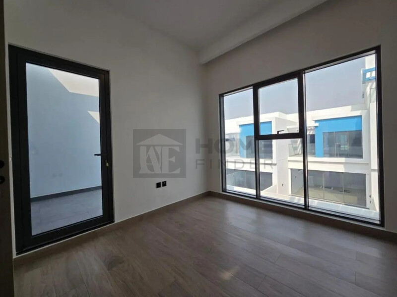 Townhouse for Rent in Santorini's - Damac Lagoons, Dubai - Family-Friendly 4-Bed Townhouse | Ready to move in at 155000 AED