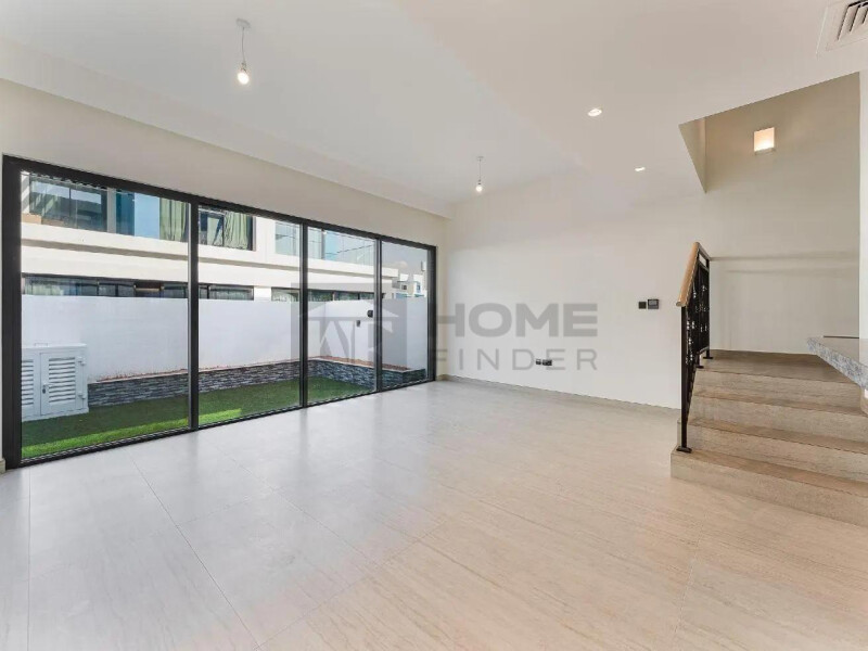 Townhouse for Rent in Damac Lagoons - Santorini 1, Dubai - Landscaped | Brand New| Ready to move at 190000 AED