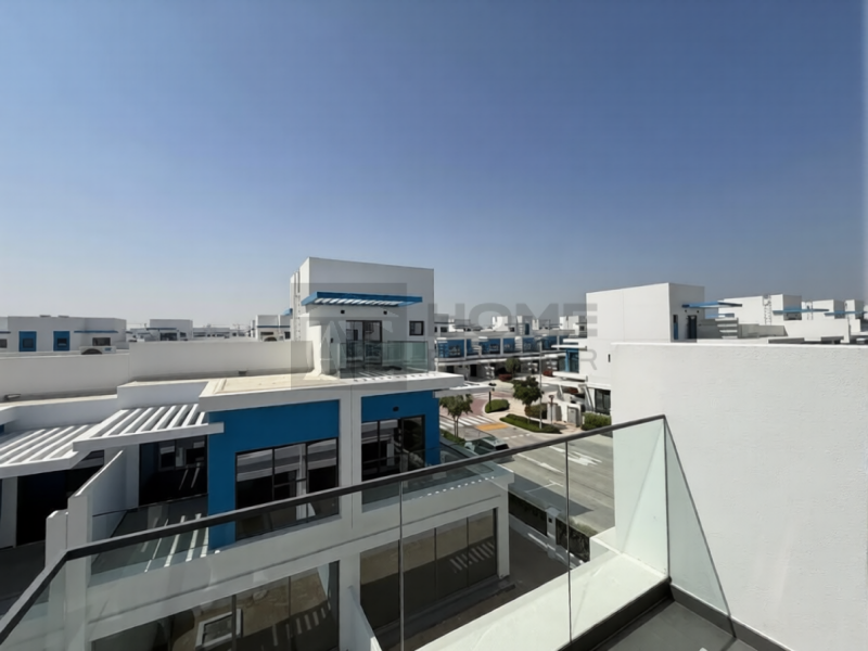 Townhouse for Sale in Damac Lagoons - Santorini's, Dubai - Park Backing | Single Row | Mortgage at 3425000 AED