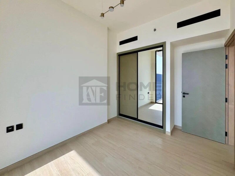 Apartment for Sale in Binghatti Corner - Jumeirah Village Circle, Dubai - Unique Layout | High ROI | Prime Location at 990000 AED