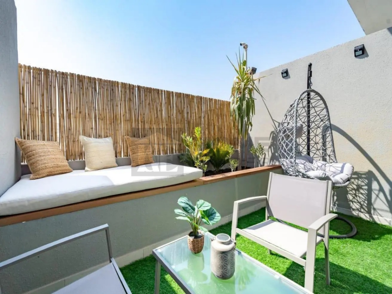 Apartment for Sale in Oxford Residence 2 - Jumeirah Village Circle, Dubai - Vacant | Loft | Furnished Studio | Oxford 2 | JVC at 1090000 AED