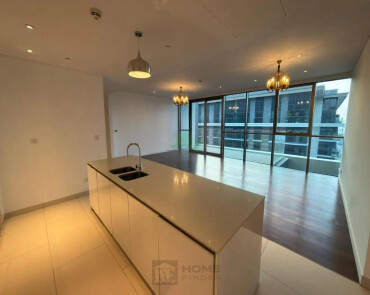 Unfurnished 3Bed + Maid's Room In Central Park