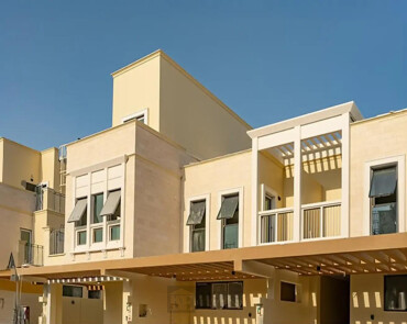 Townhouse for Rent in Damac Lagoons - Malta 1, Dubai - 5BR | Big Plot |Single Row | Prime End Corner Unit |Unfurnished at 310000 AED