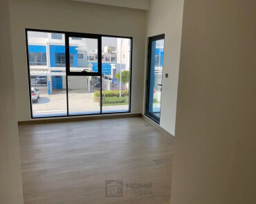Townhouse for Rent in Santaroni - Damac Lagoon, Dubai - Corner Unit | Close to Park | DAMAC Lagoons at 300000 AED